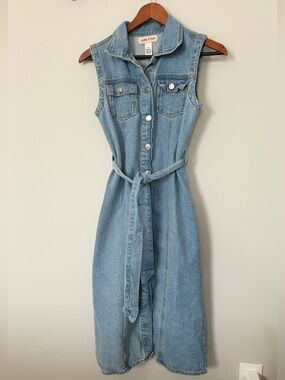Sleeveless Lone Star Denim Dress in Light Blue